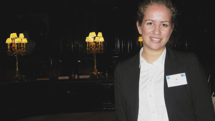 Maria Husebye fotografert i rettssalen der ho prosederte.