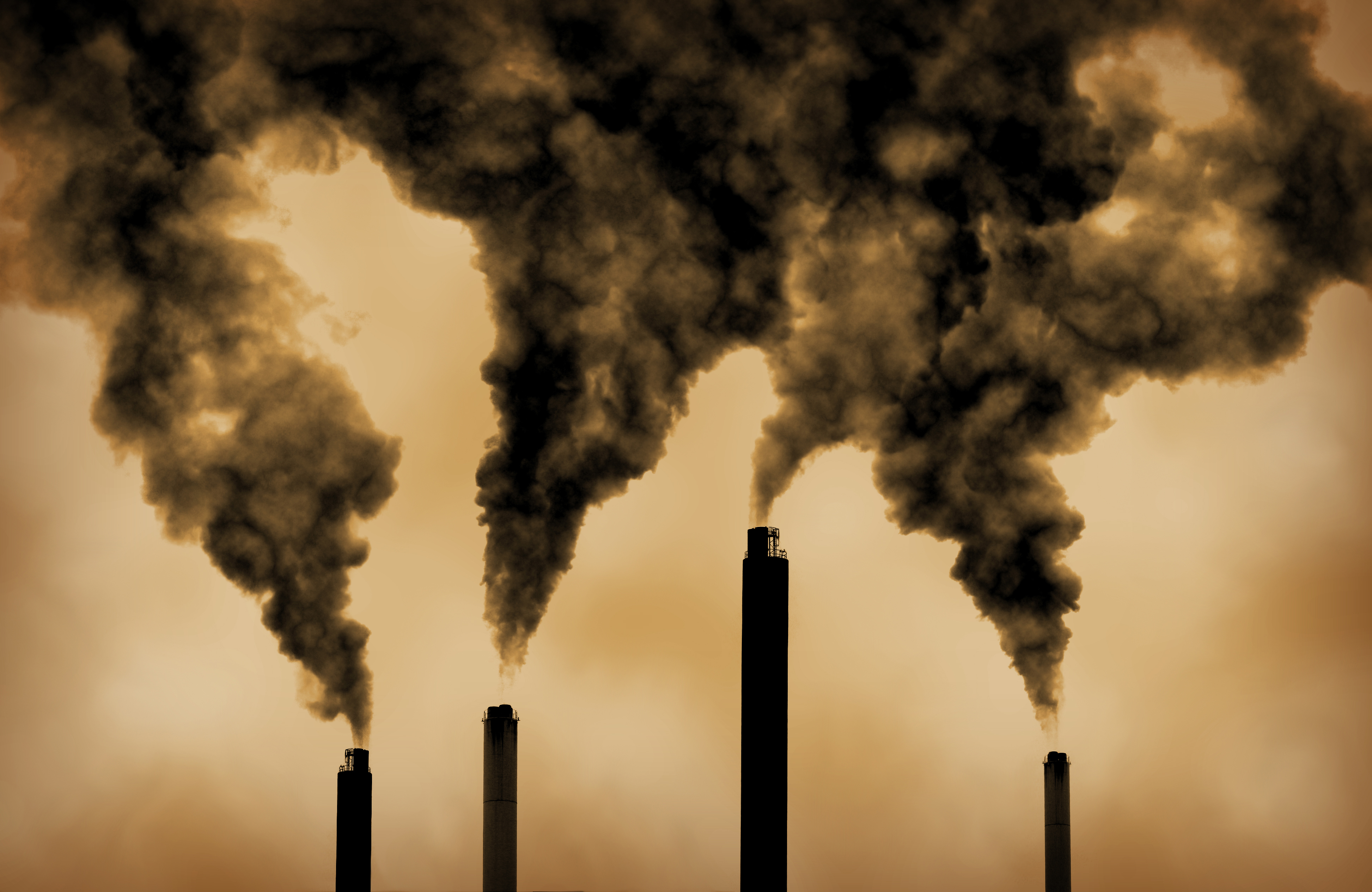 Химическое воздействие на природу. Выбросы в атмосферу. Загрязнение воздуха. Трубы завода дымят. Экология загрязнение воздуха.
