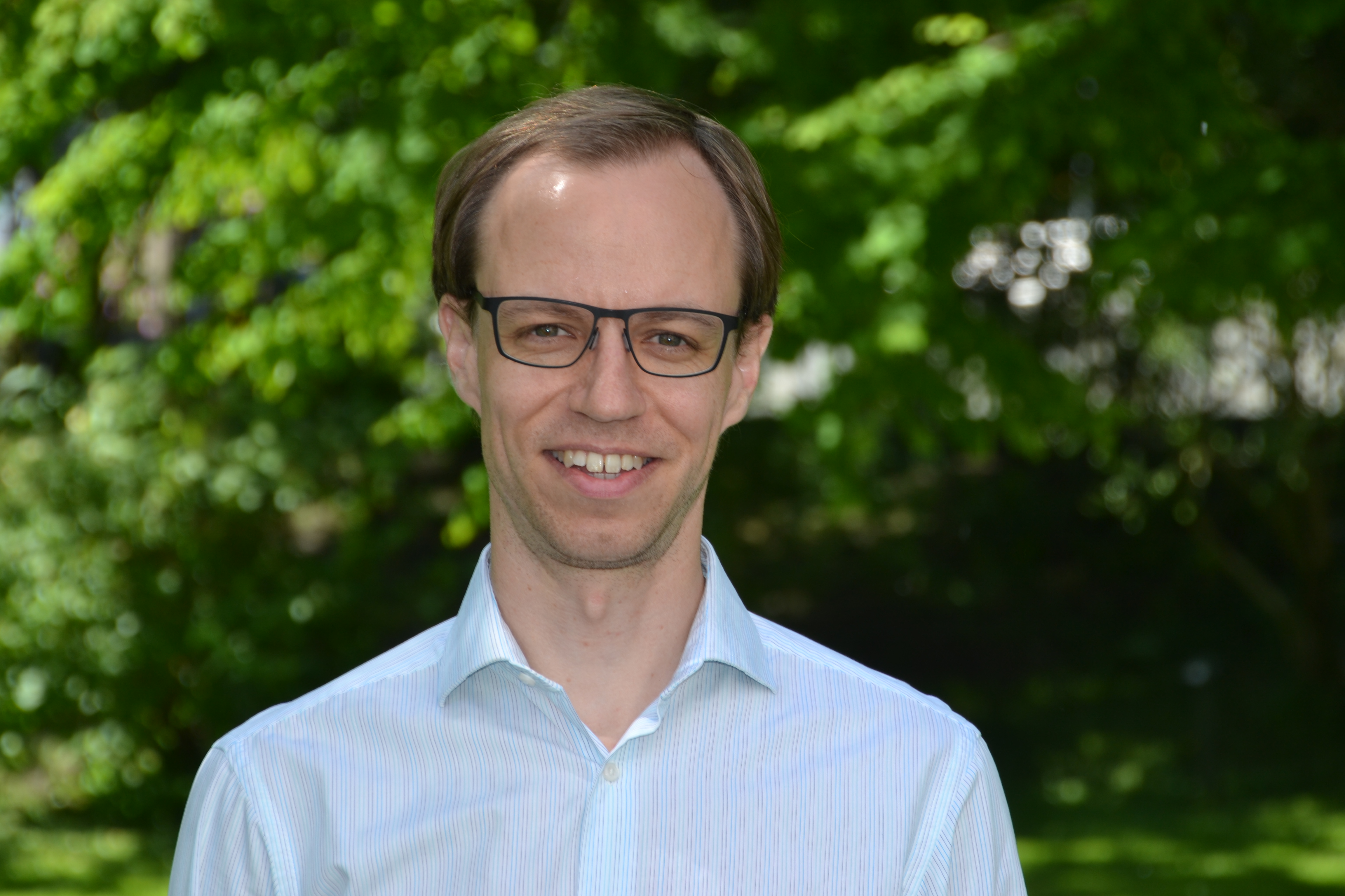 Publication Prize to Picot Department of Comparative Politics