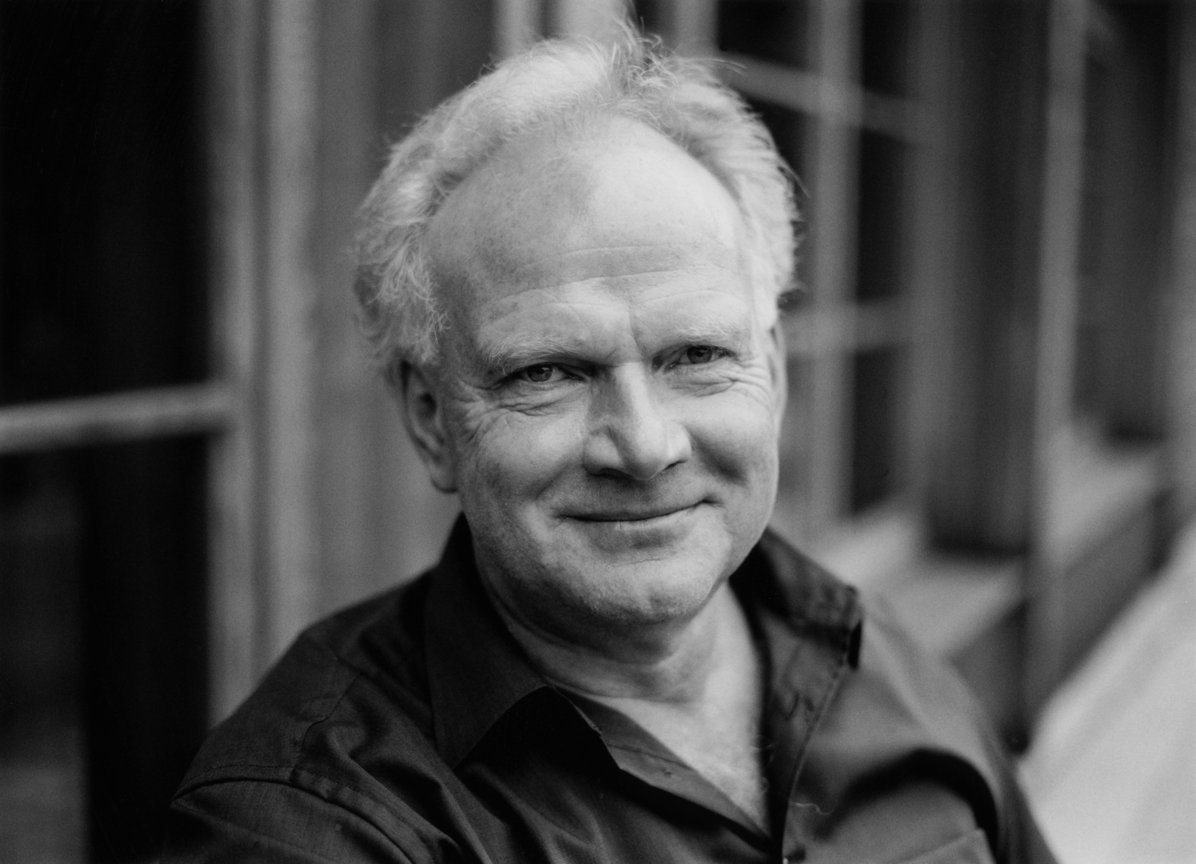 Пони поменялись знаками. Mark is an old. Андре мейером. Mark is an old. Mark is an old.