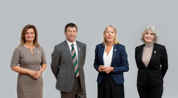 UiBs rektorat. Fra venstre: Pinar Heggernes, Gottfried Greve, Margareth Hagen og Benedicte Carlsen