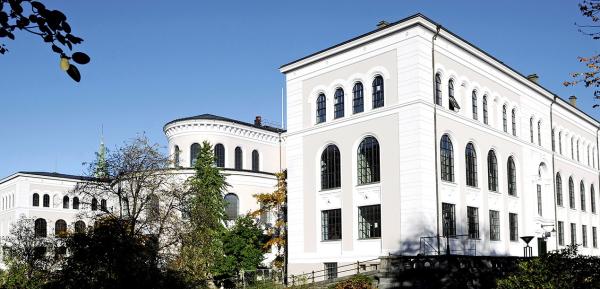 Cafe Christie, sørfløyen