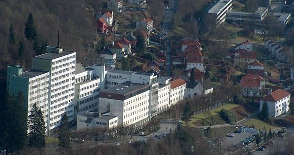 Luftfoto av sykehuset