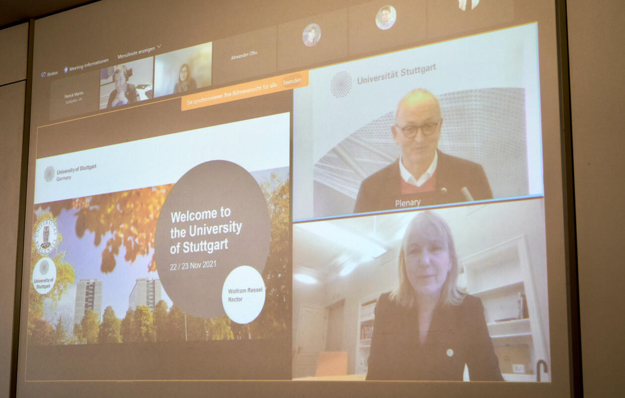 Rektor Margareth Hagen innleder digitalt om UiB.