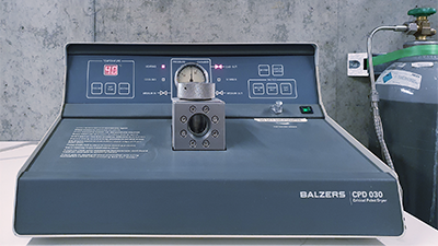 Balzer Critical Point Dryer