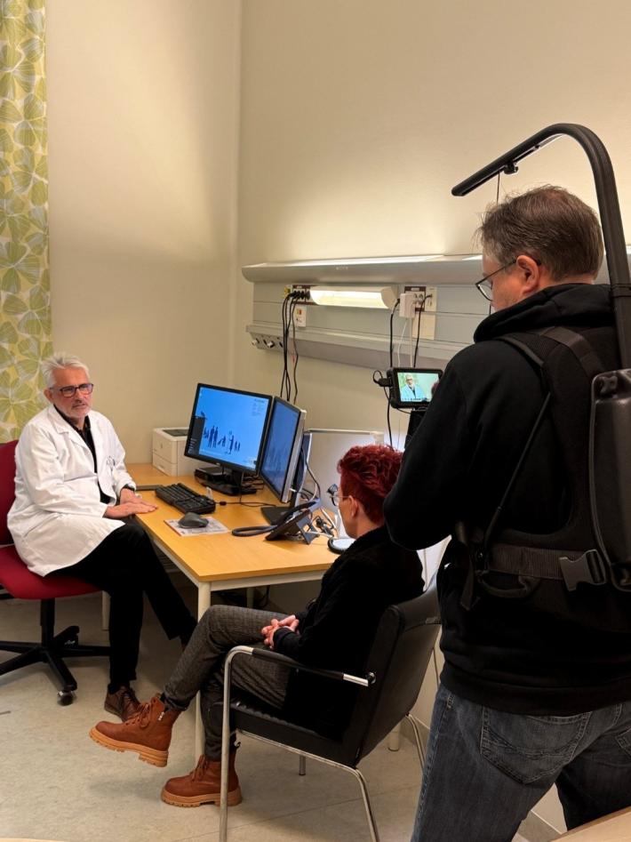 A behind-the-scenes look at filming the EBV-MS video.