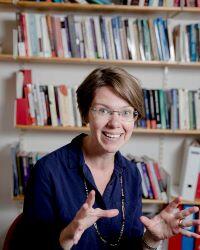 Professor Elisabeth Ivarsflaten