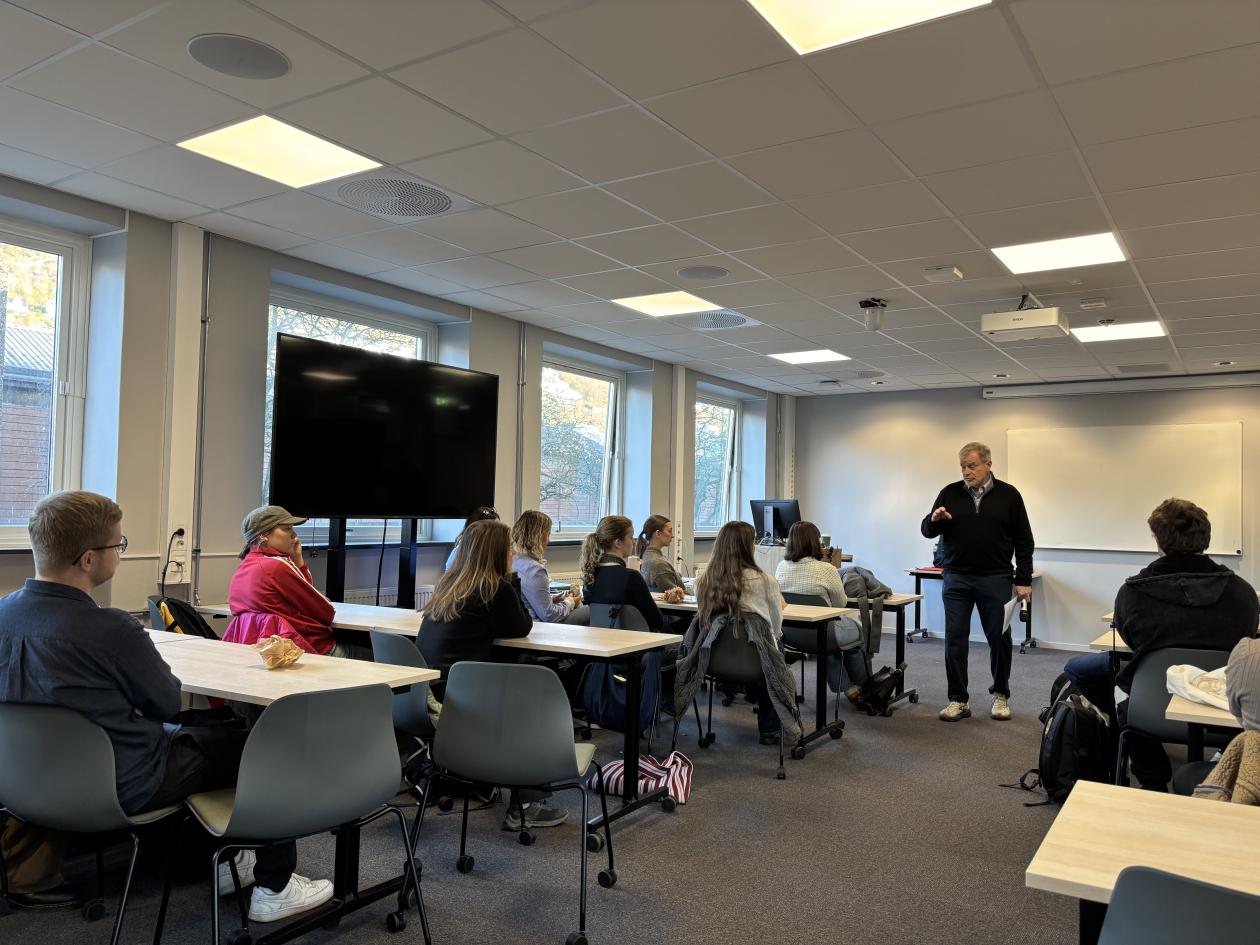 Robert Jenkins underviser