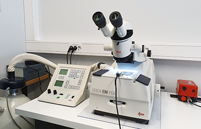 Leica UC6 ultramicrotome