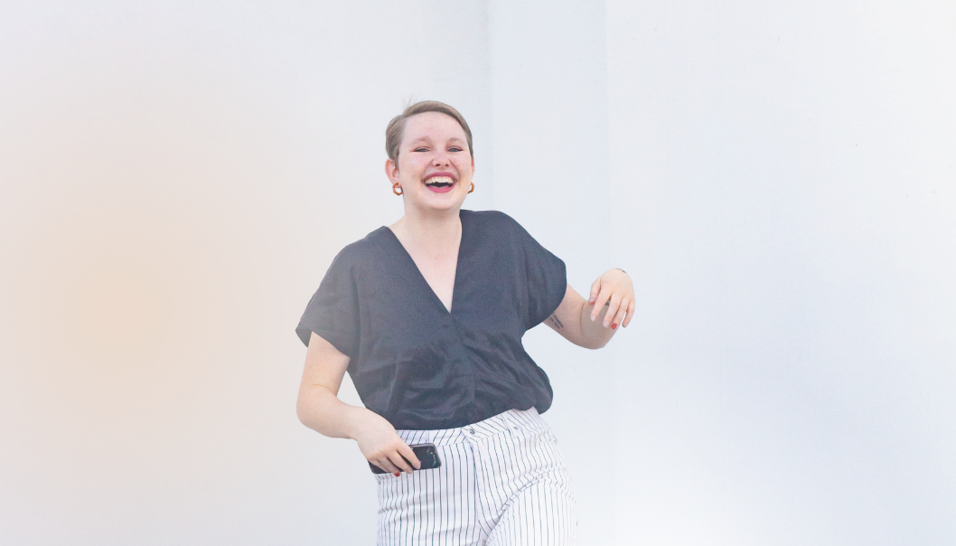 Bilde av smilende jente