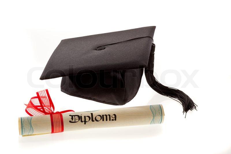 Bilde av en akademisk hatt med dusk og et diplom