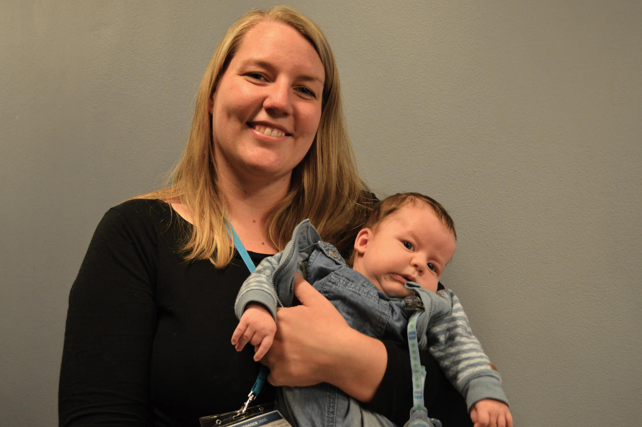 Ida med kveldens yngste deltakar.