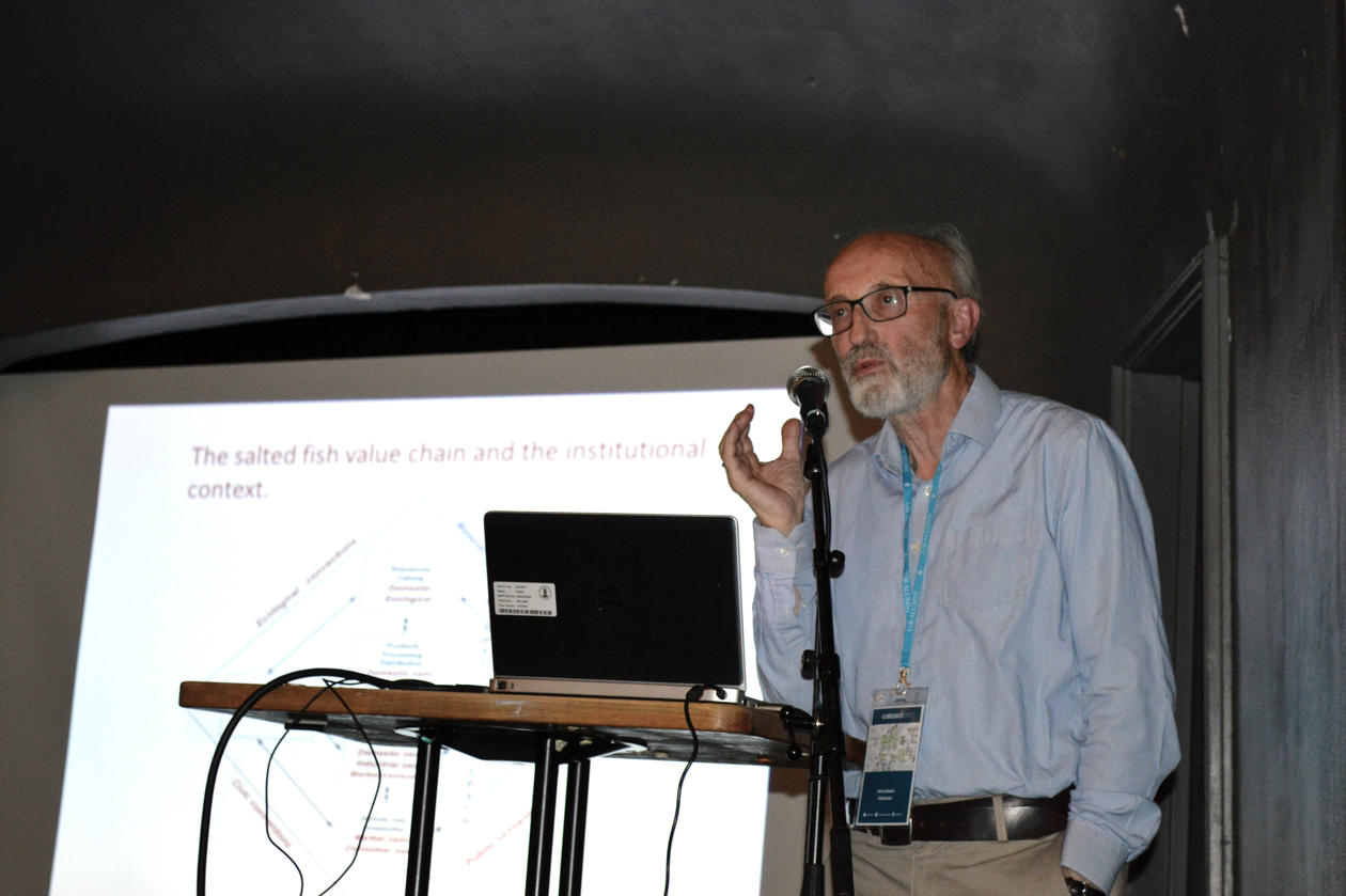 Geography, Bacalao and Love, ved Knut Bjørn.