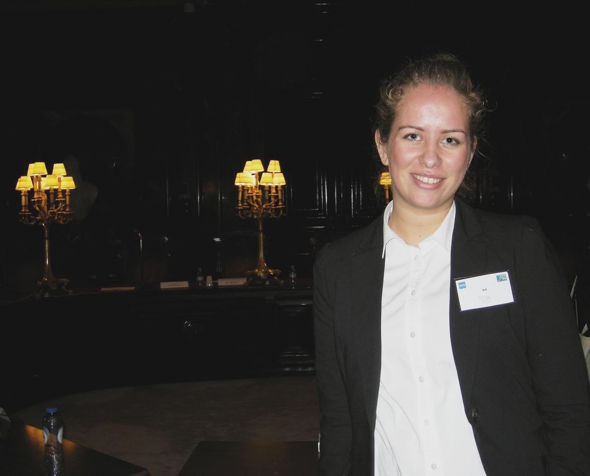 Maria Husebye fotografert i rettssalen der ho prosederte.