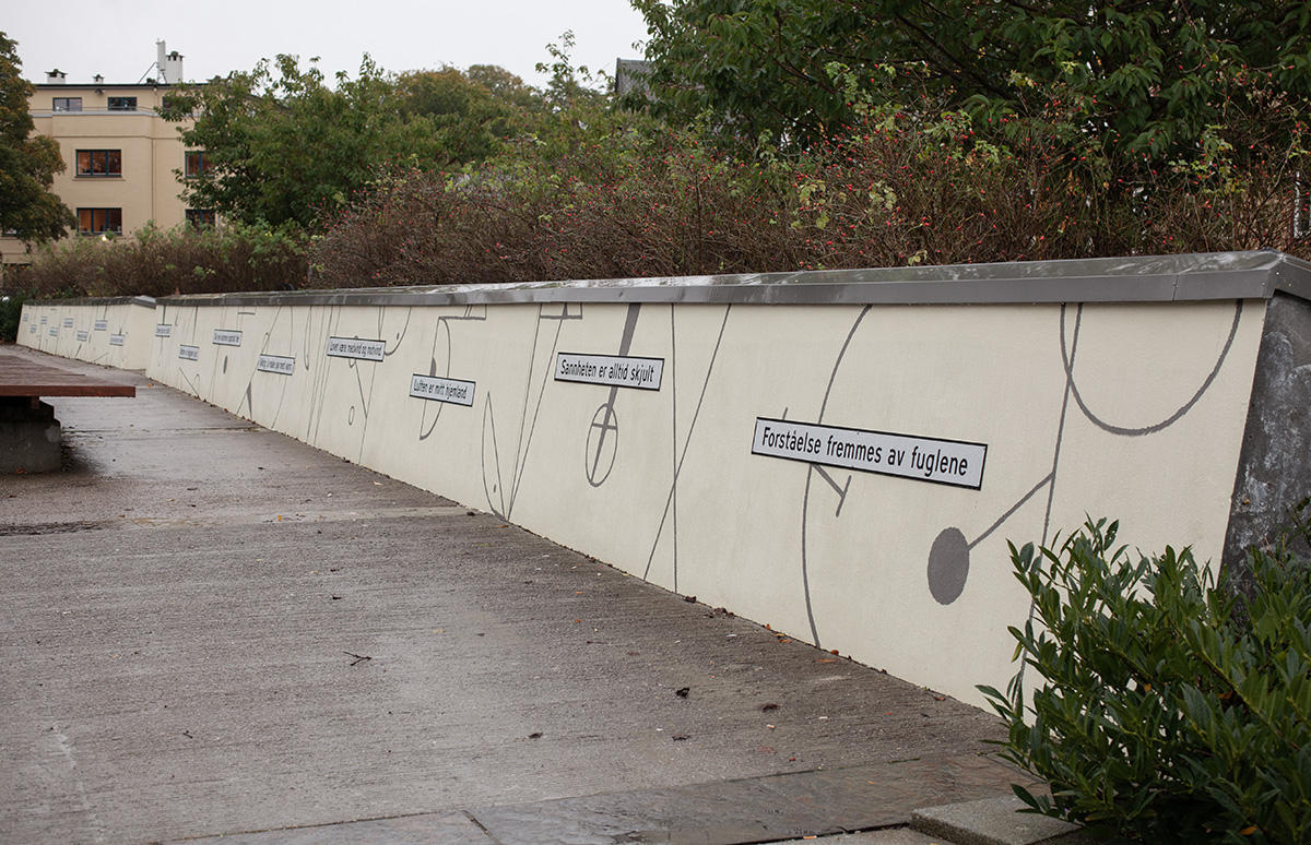 Utsmykning på Georg Johannesens plass