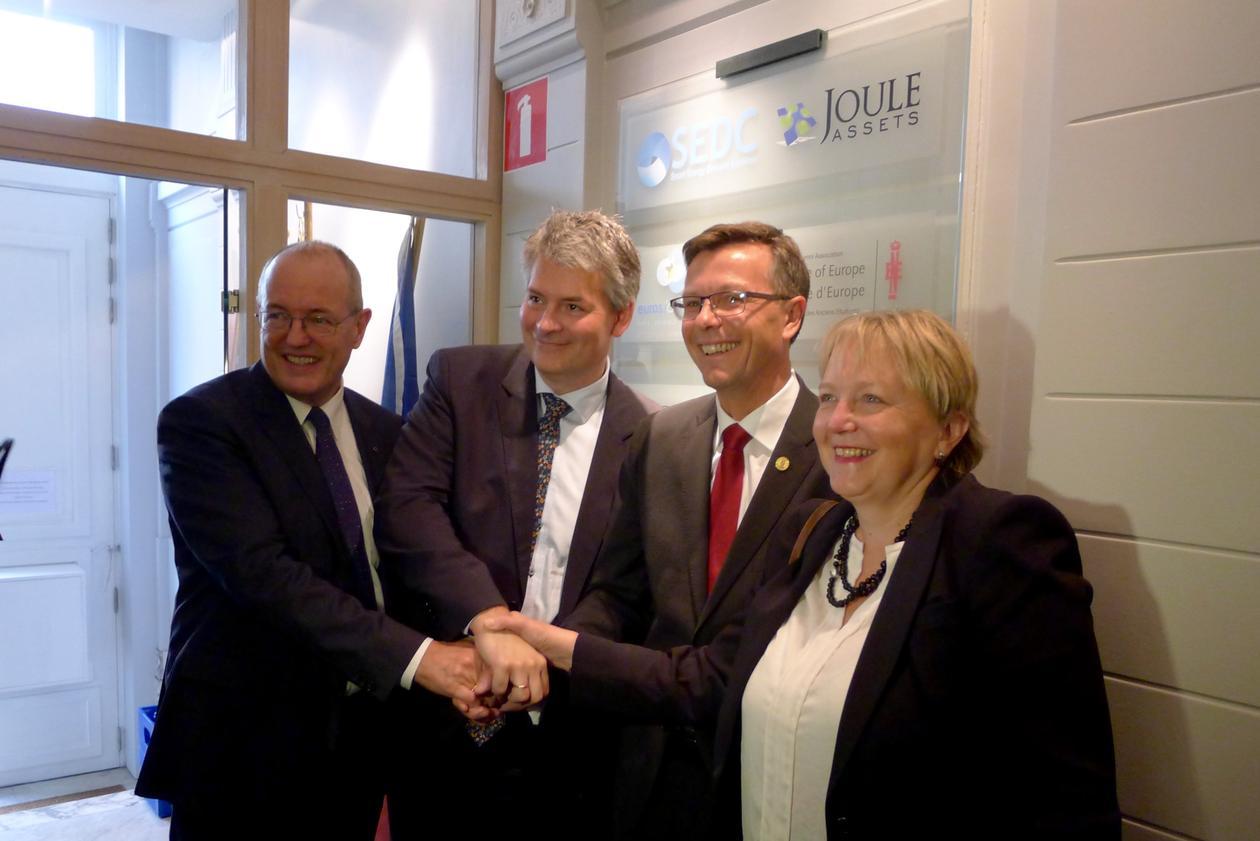 Left to right: NTNU’s Rector Gunnar Bovim, state secretary Bjørn Haugstad, UiB’s Rector Dag Rune Olsen and SINTEF director Unni Steinsmo at the official opening of the three institutions Brussels office on 22 September 2015.