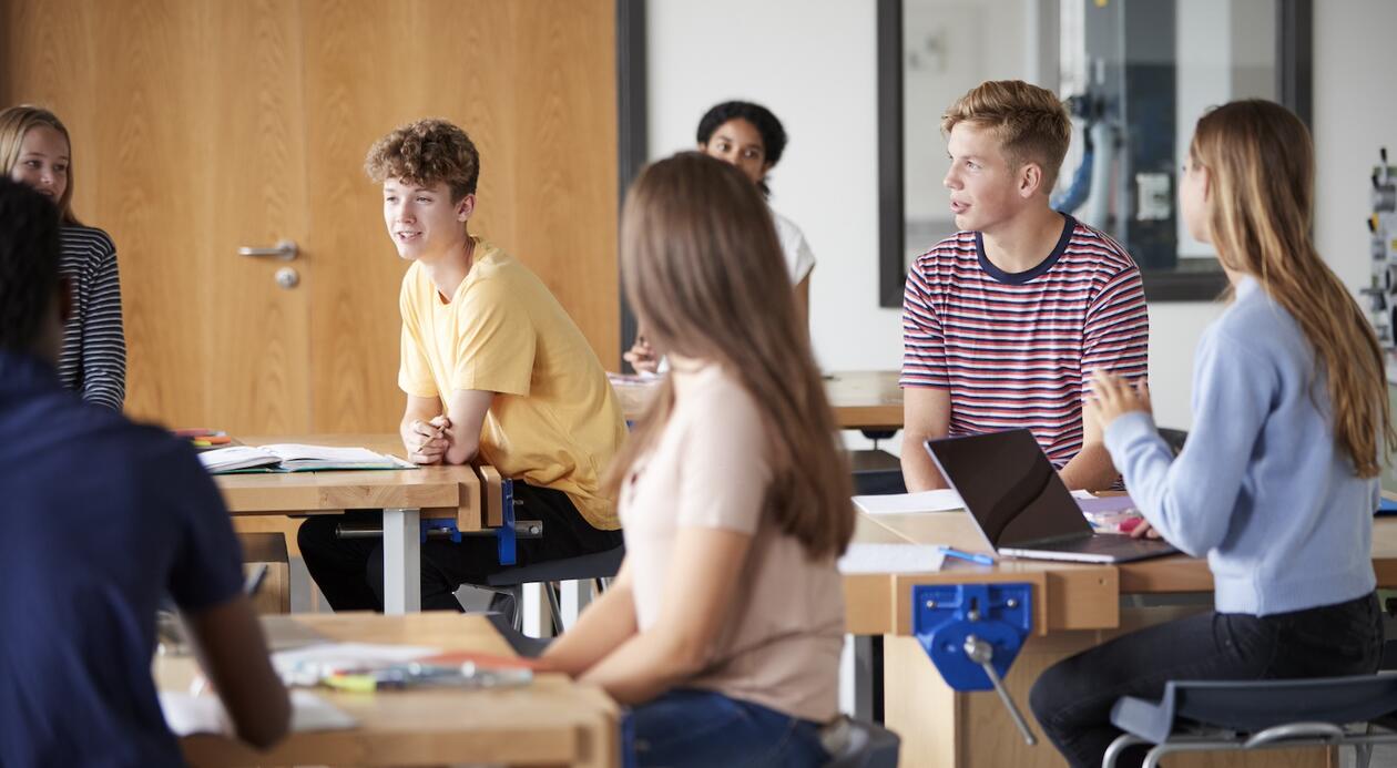 Ungdommer i undervisningssituasjon