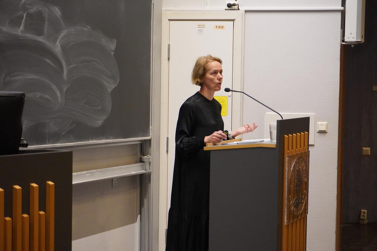 Photo of Professor Anne van de Vijver.