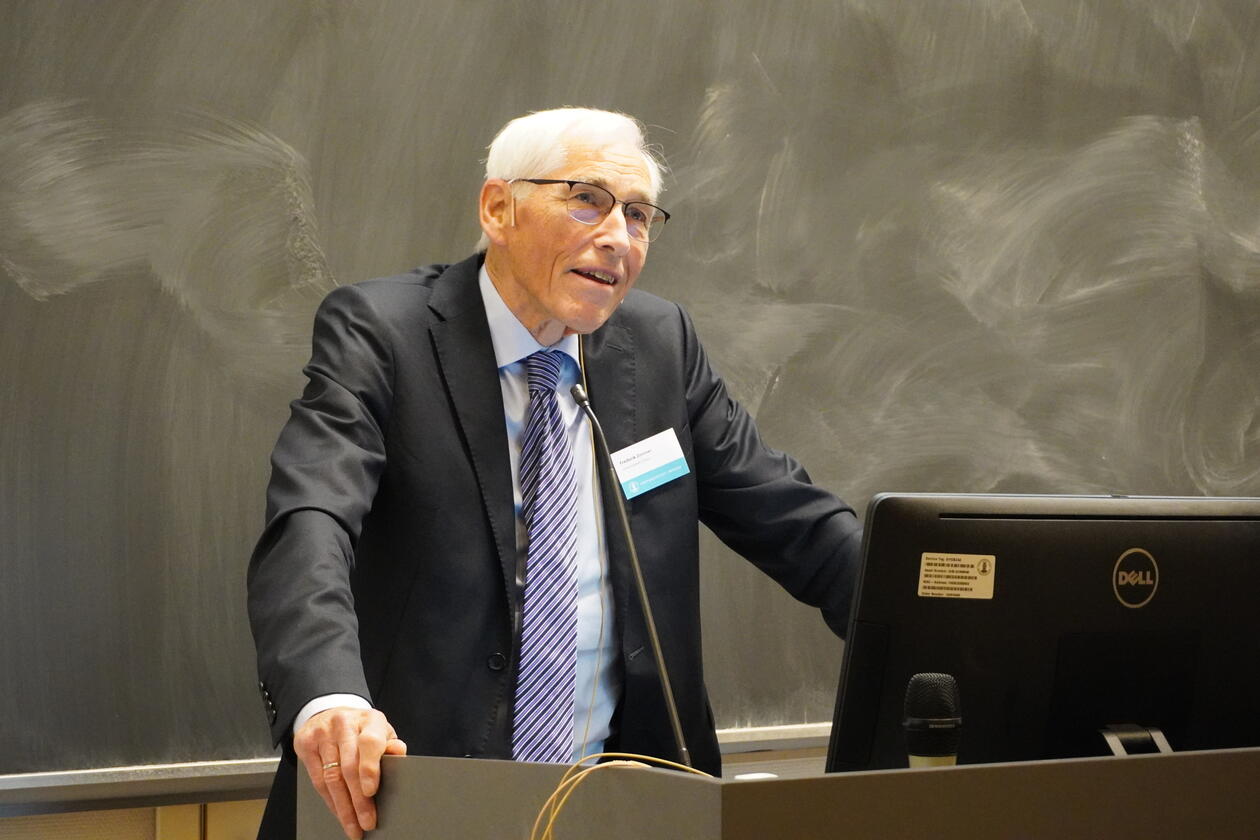 Photo of Professor Frederik Zimmer.