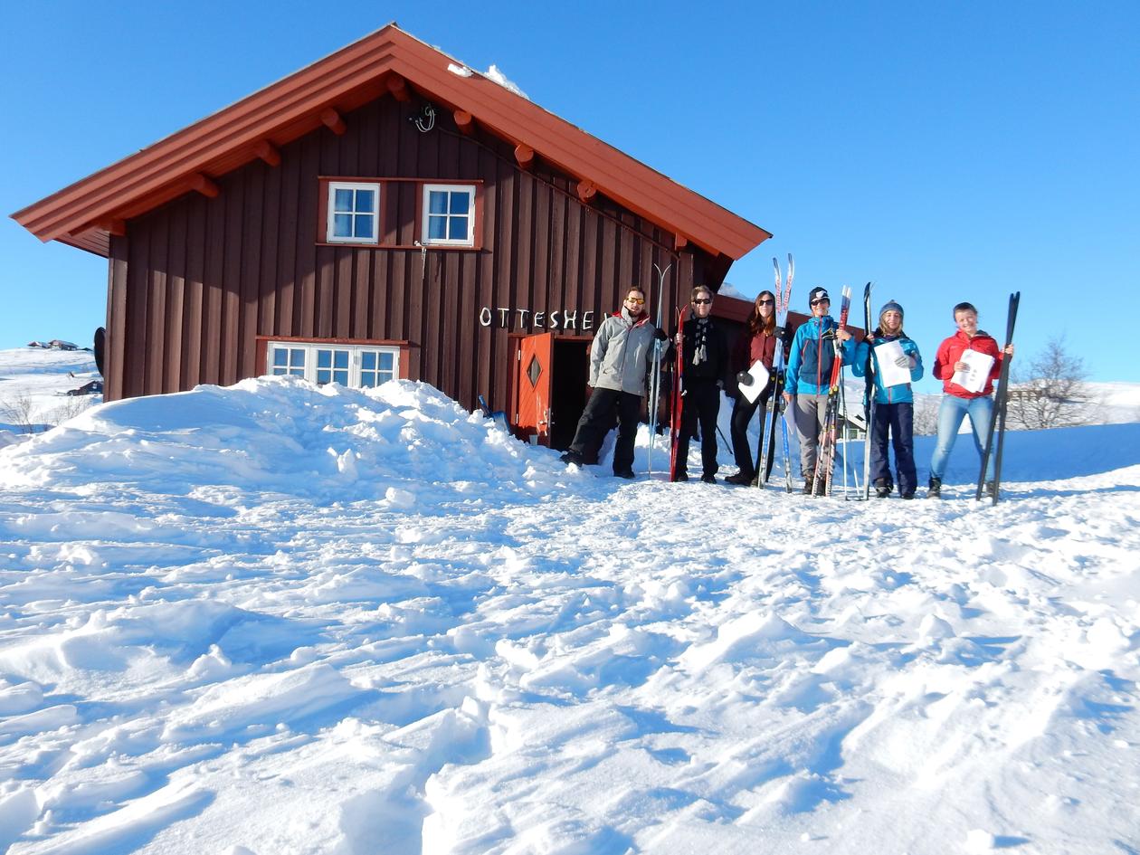 Young microbiologists infront of Ottesheimen