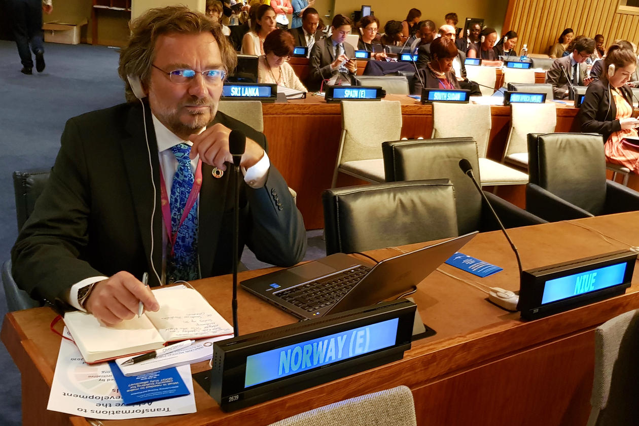 Professor Edvard Hviding from the University of Bergen's SDG Bergen initiative at the High-level Political Forum 2018 iat the United Nations in New York City, in July 2018.