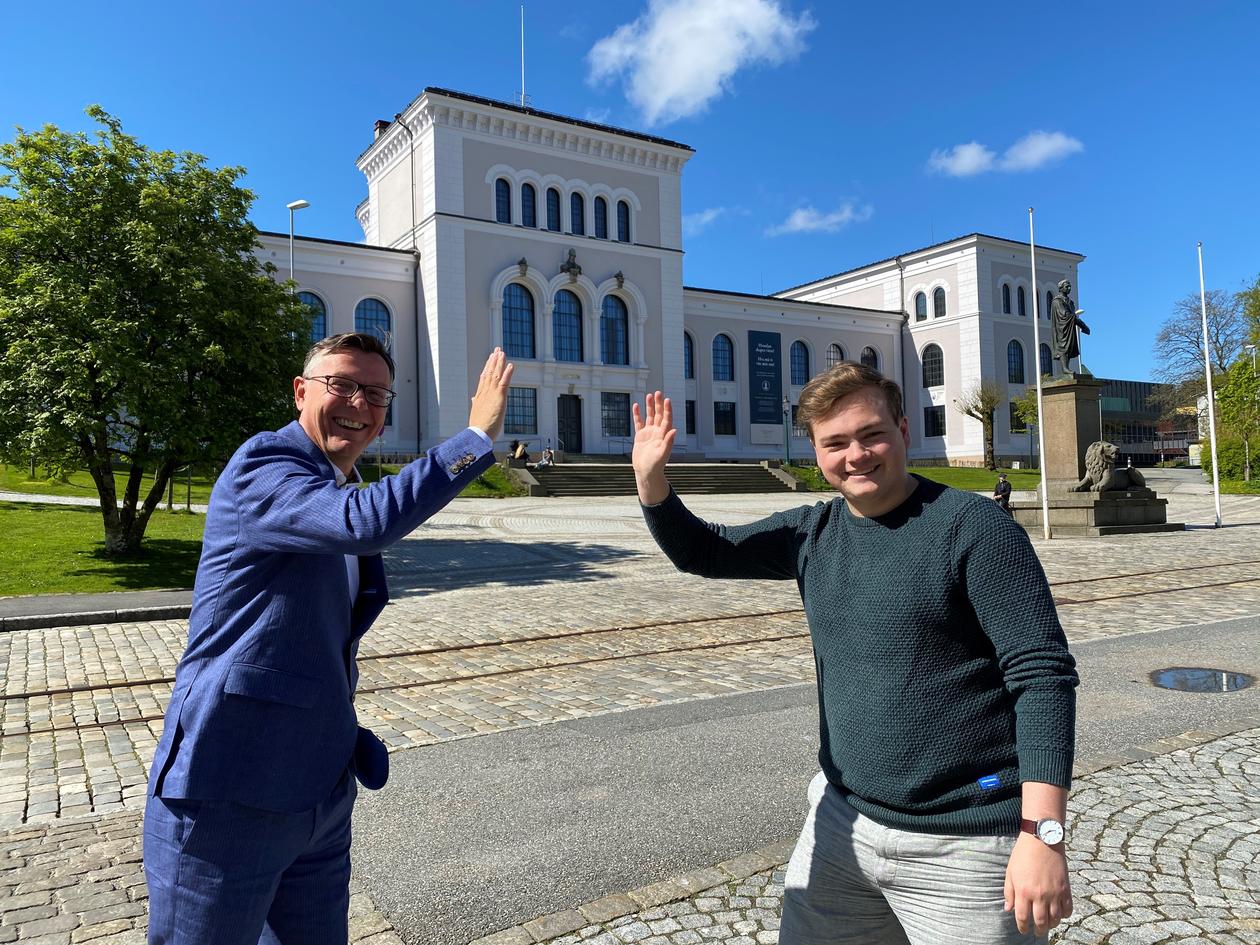 Dag Rune Olsen og Andreas Trohjell jubler for fortsatt selvforvalting