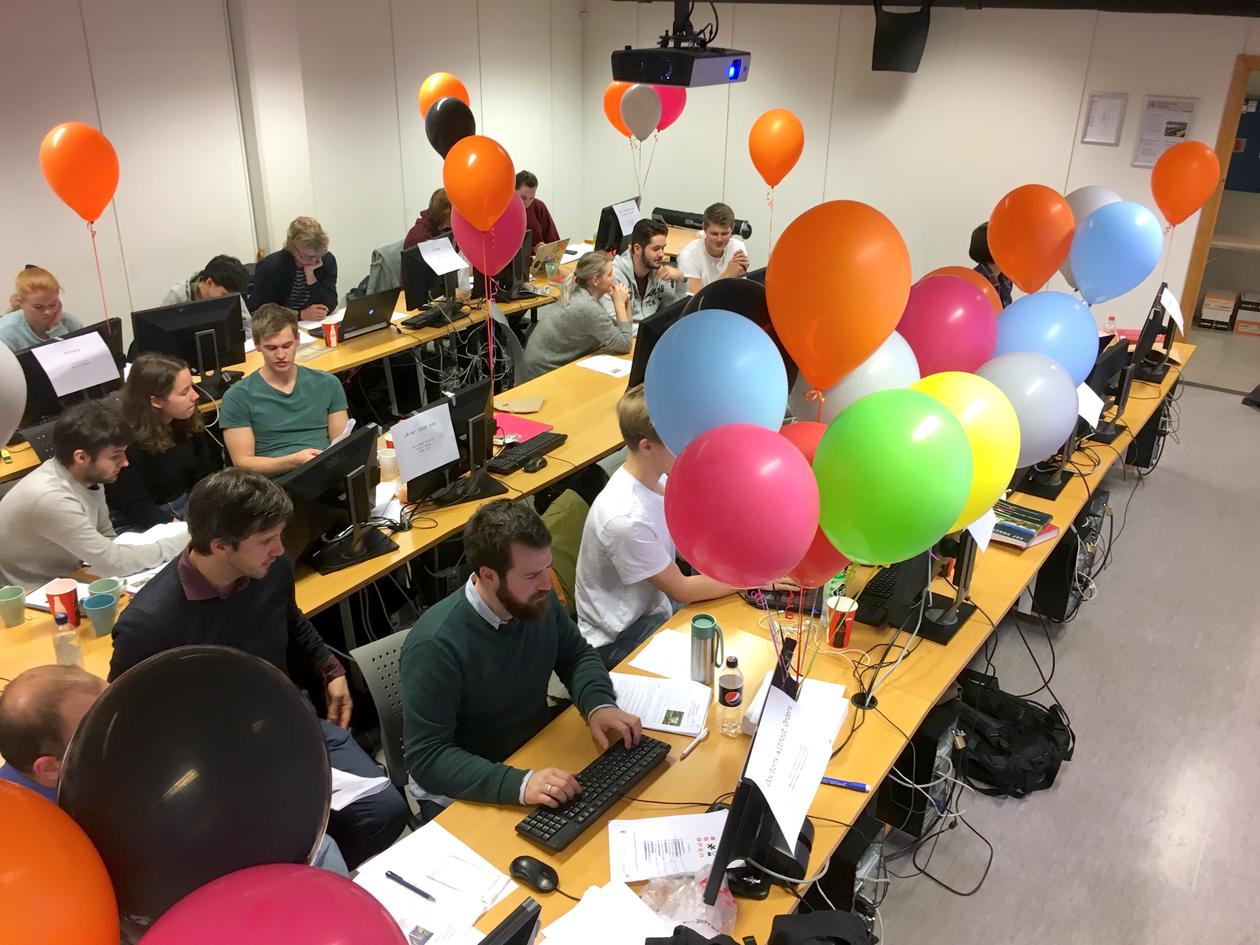 Deltakere i Bergen Open konkurrerer om å samle ballonger