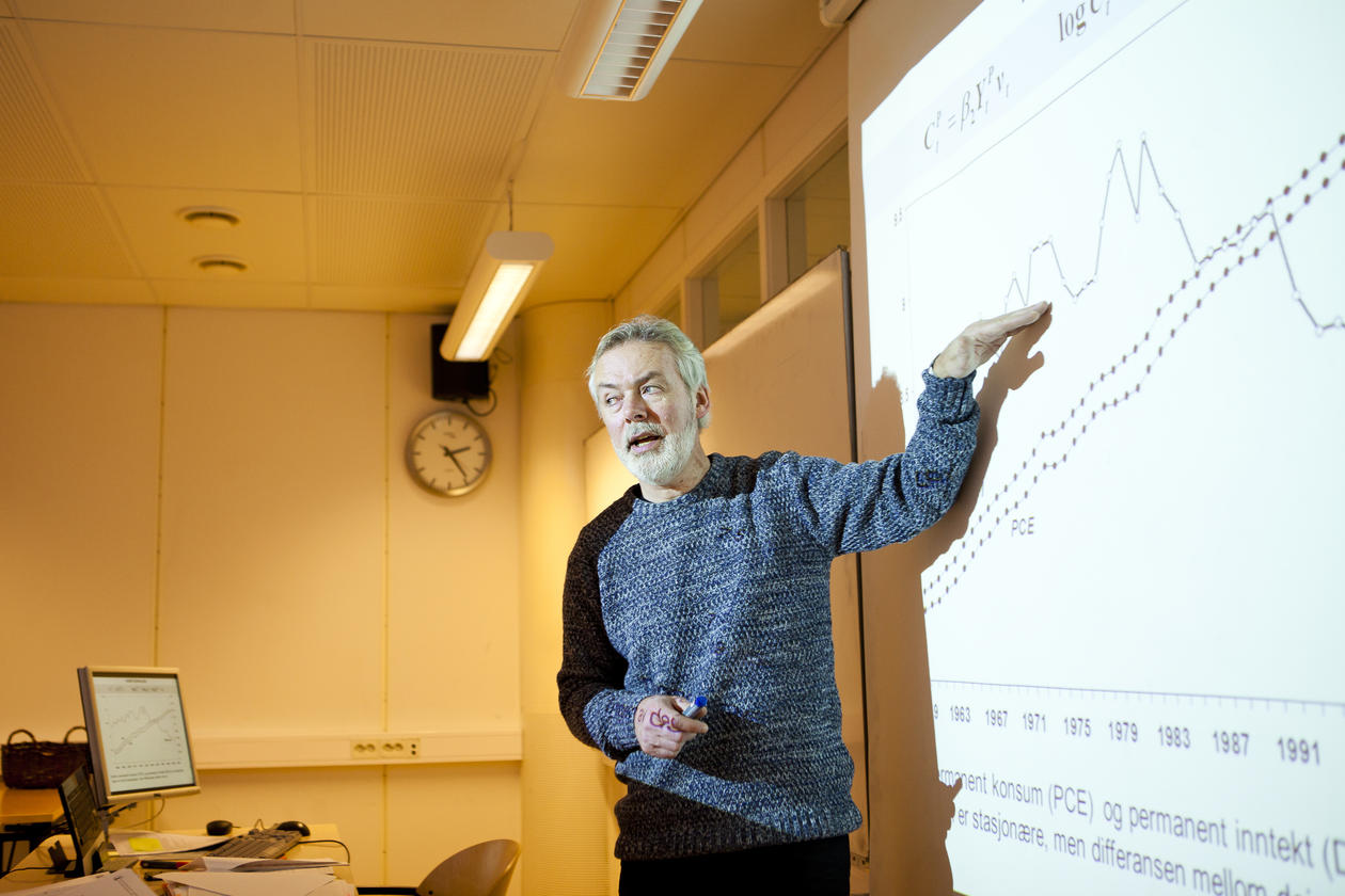 Professor Kjell Vaage