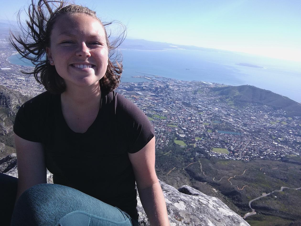 Anna på Table Mountain