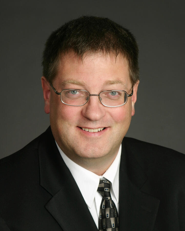 Portrait of Ken Coates