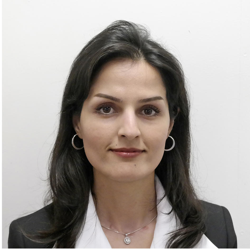 Khadijeh Qorbani Khadijeh Qorbani