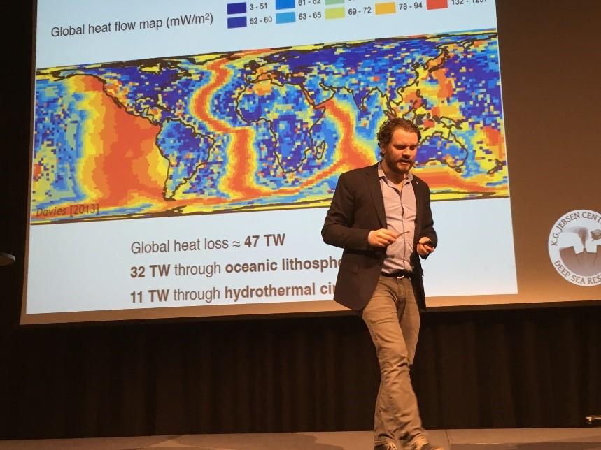 Foredrag av Lars-Kristian Trellevik