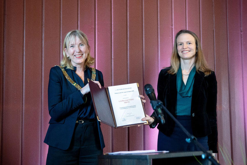 Laura Saetveit Miles mottar Meltzerprisen for yngre forskere