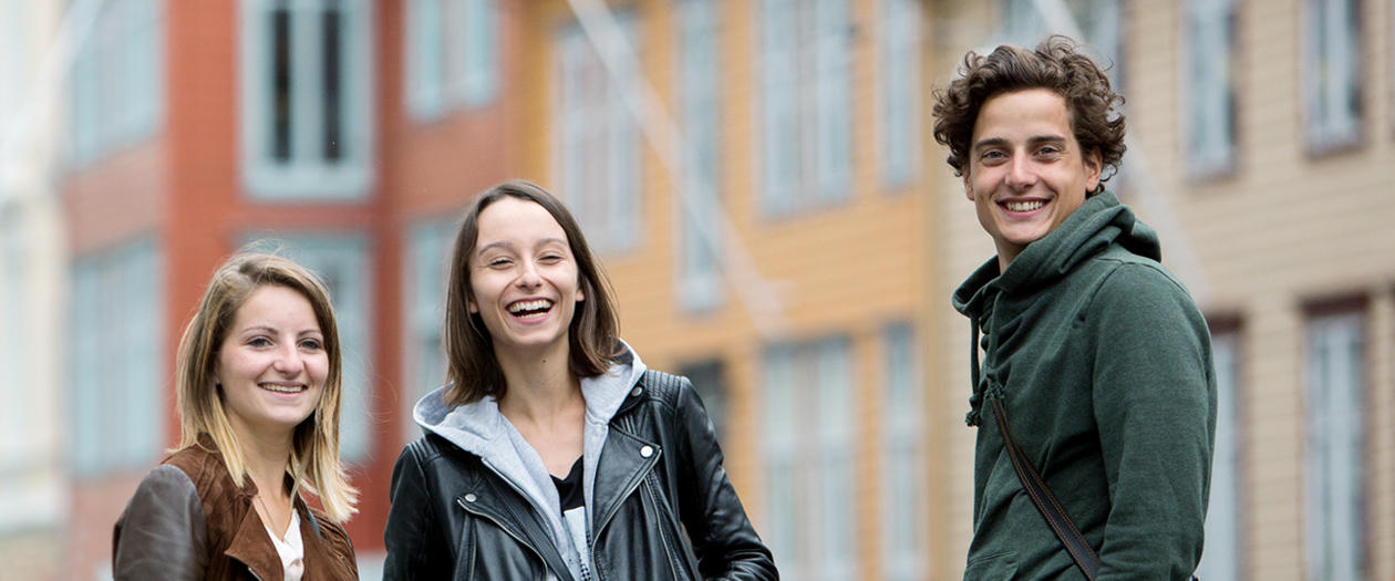 Three international students in the streets of Bergen