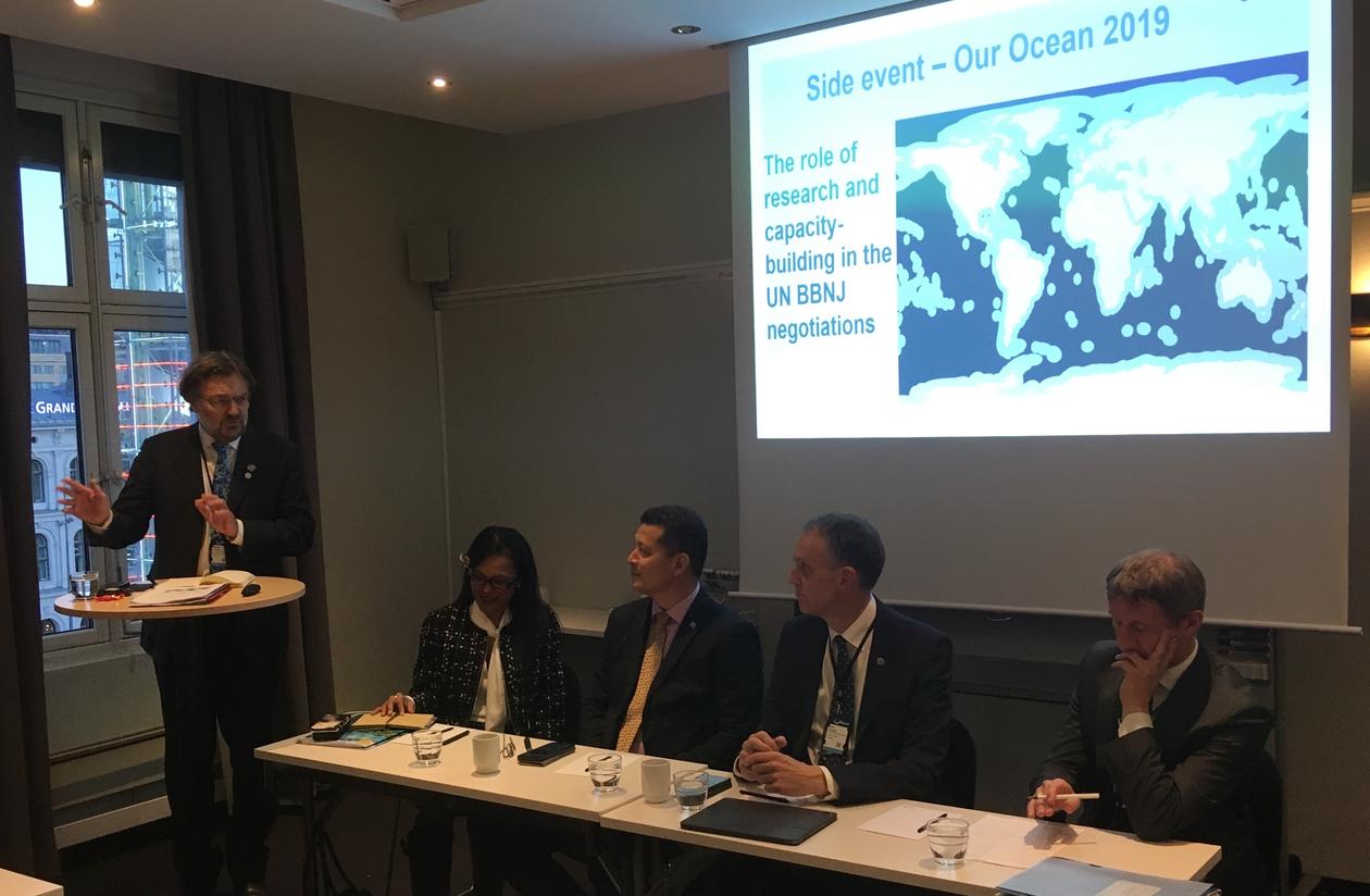 Professor Edvard Hviding moderated panel of Ngedikes Olai Uludong from Palau at UN, CEO Yimnang Golbuu from Palau International Coral Reef Centre, former IOC chair Peter M. Haugan and Kjell Kristian Egge from Norway MFA at Our Ocean 23 October 2019