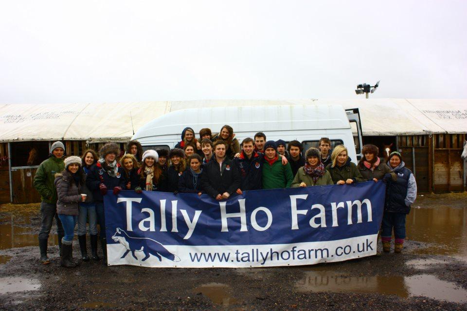 Gruppefotografi fra poloturnering i februar. Reading University Polo Club.