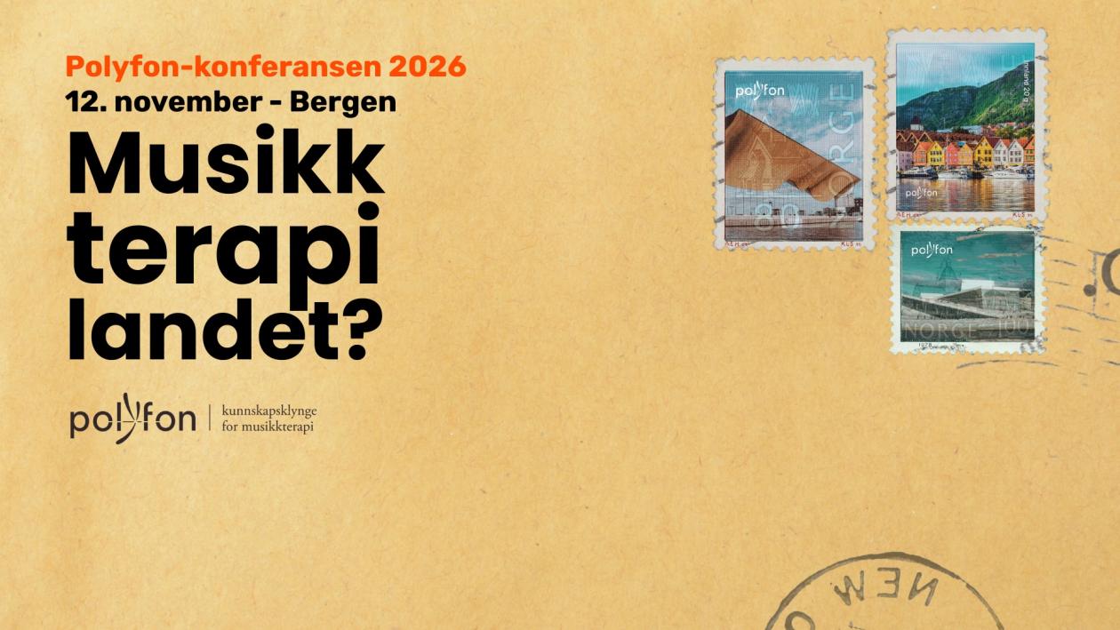 Logo for Polyfon-konferansen 26, forma som et brev med 3 frimerke, og i adressefeltet står konferansetittelen "Musikkterapilandet?"
