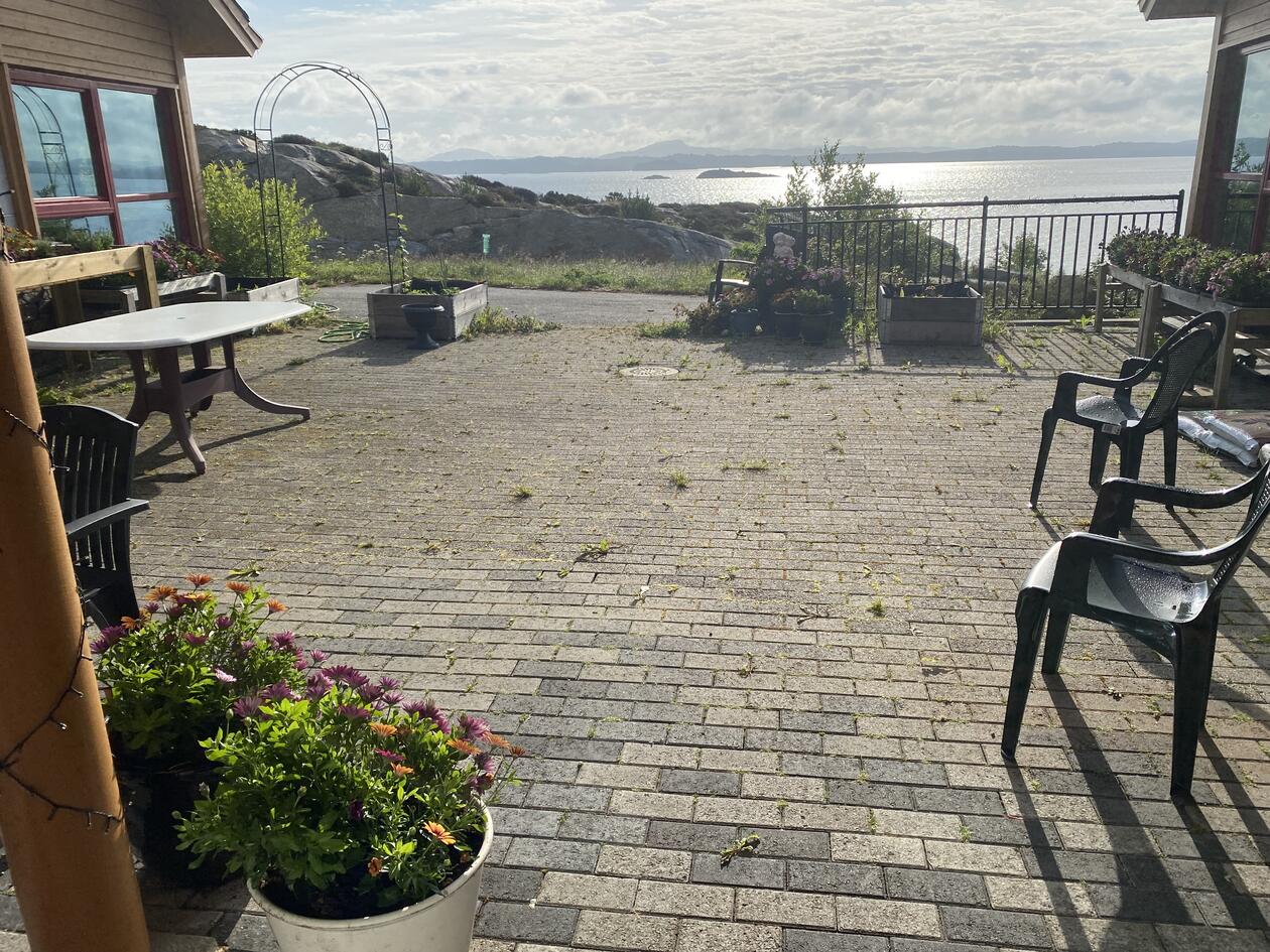 Bilde av uteområde på Tednebakkane omsorgssenter