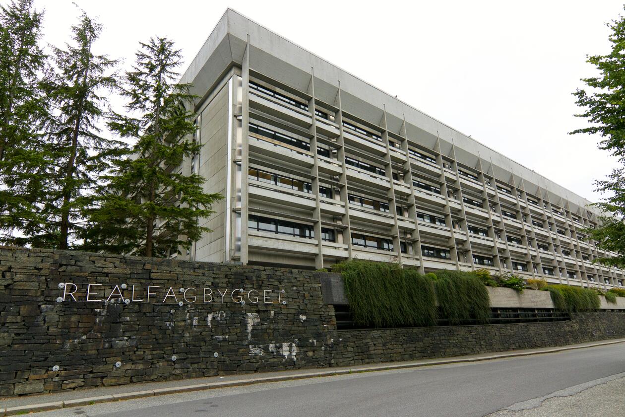 Realfagbygget, Universitetet i Bergen