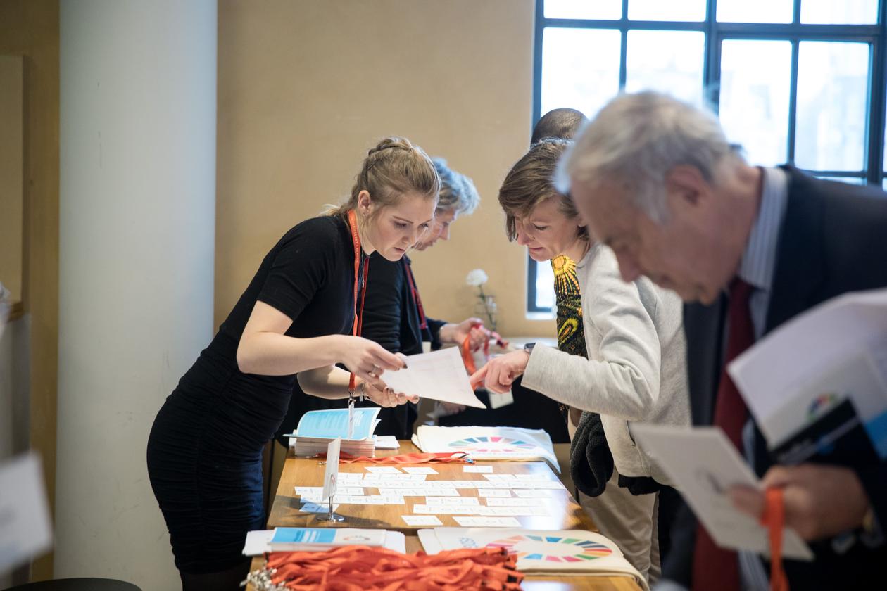 SDG 2018 registration Delegates registering for the inaugural 2018 SDG Bergen Conference in the University Aula in Bergen on Thursday 8 February 2018.