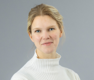 Portrait photo of Britt Ellen Rød