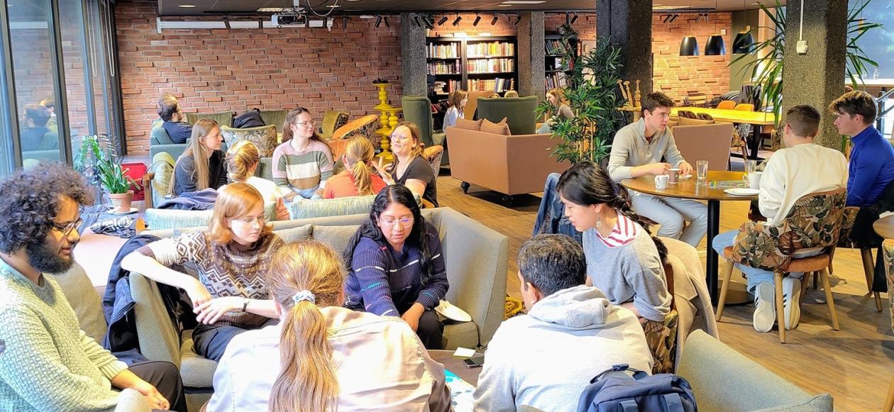 Language Café at Ad Fontes