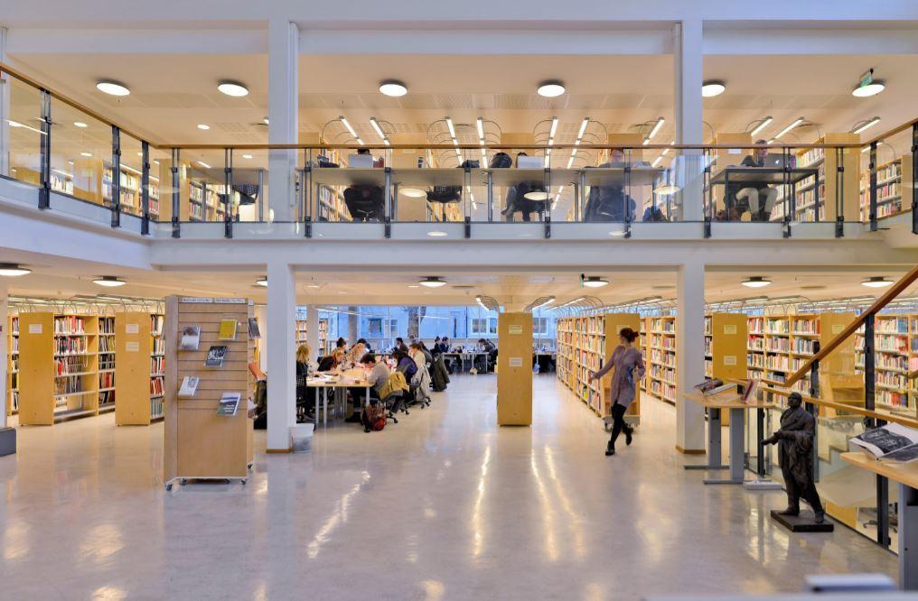 Image of the interior of the Arts and Humanties Library