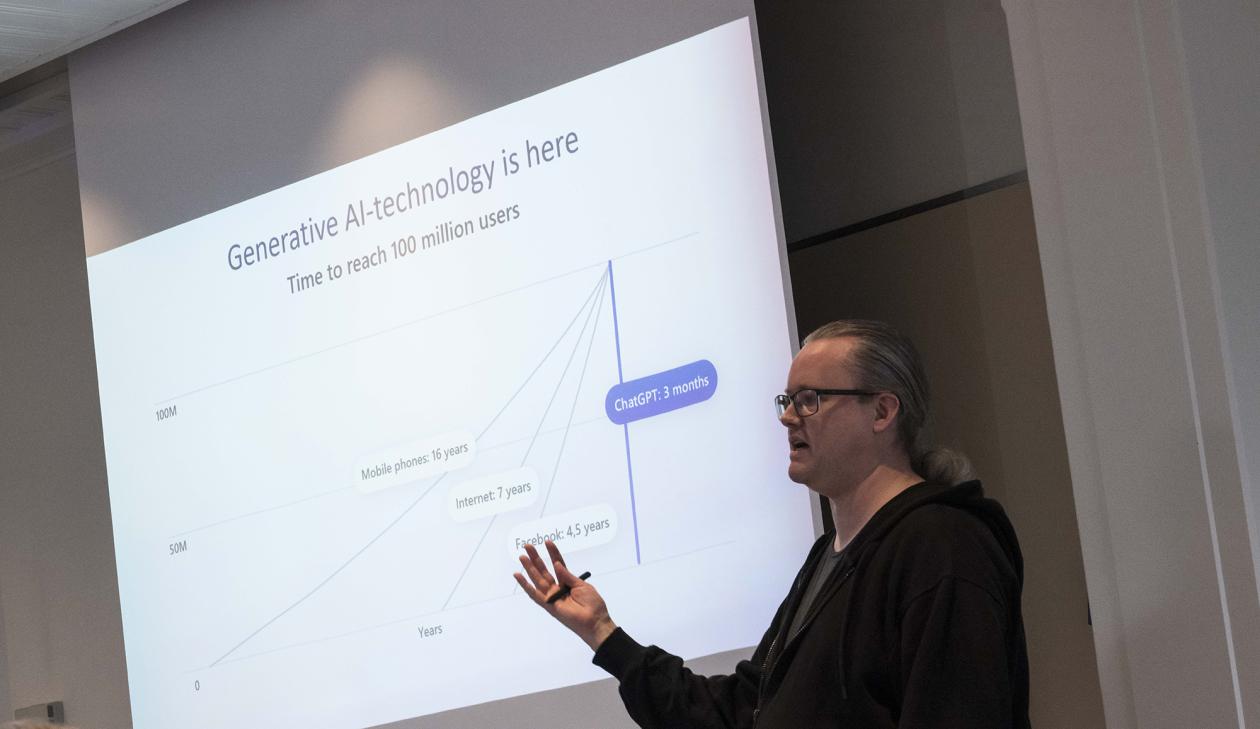 Bilde av Robert Hetlelid fra IT-avdelingen