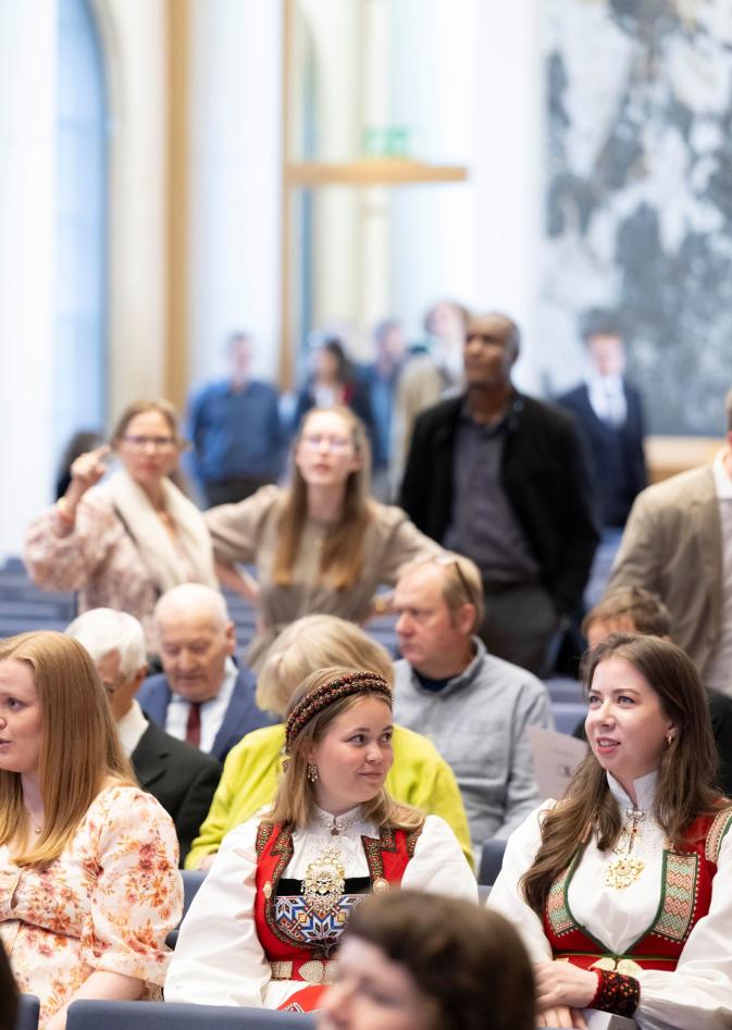 Bilder fra publikum i salen.