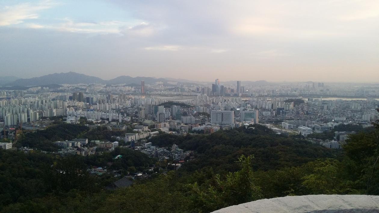 Utsikt over Seoul fra Ansan Mountain. 