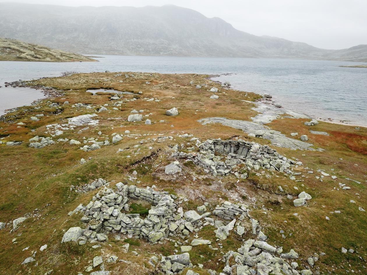 Vest- og Austbu på Sumtangen