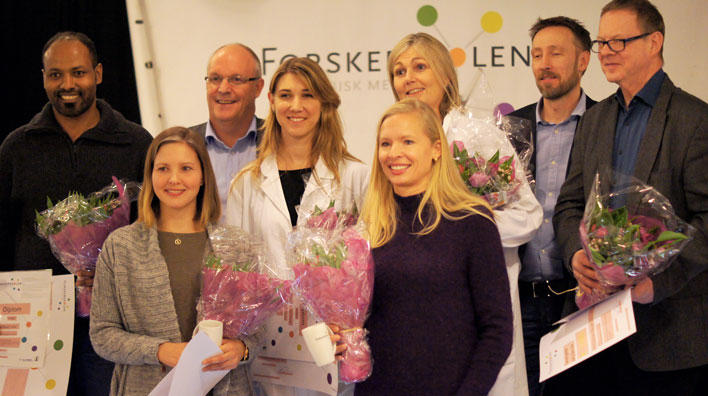 Group photo of all the winners of Research Presentations 2014