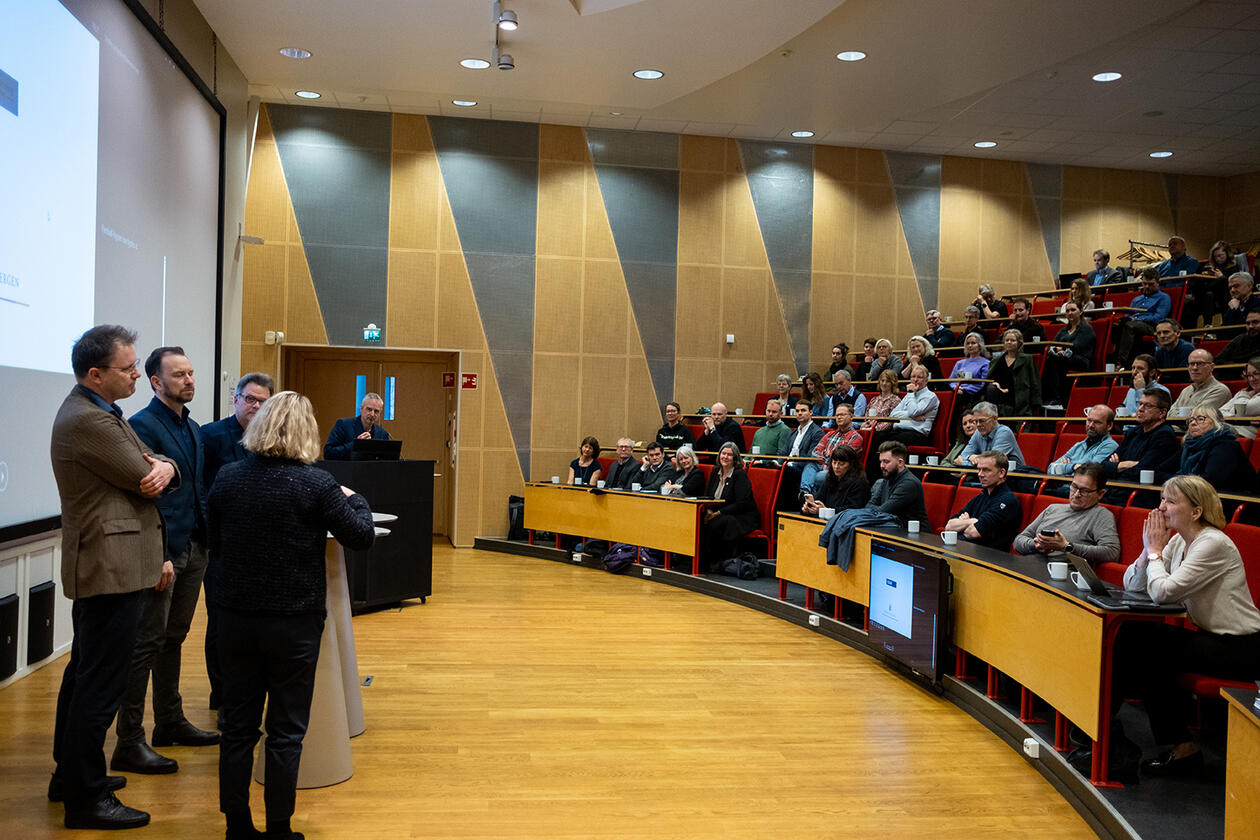 Qizlar bilan Mortal Kombat porno BDSM porno filmlar katalogi