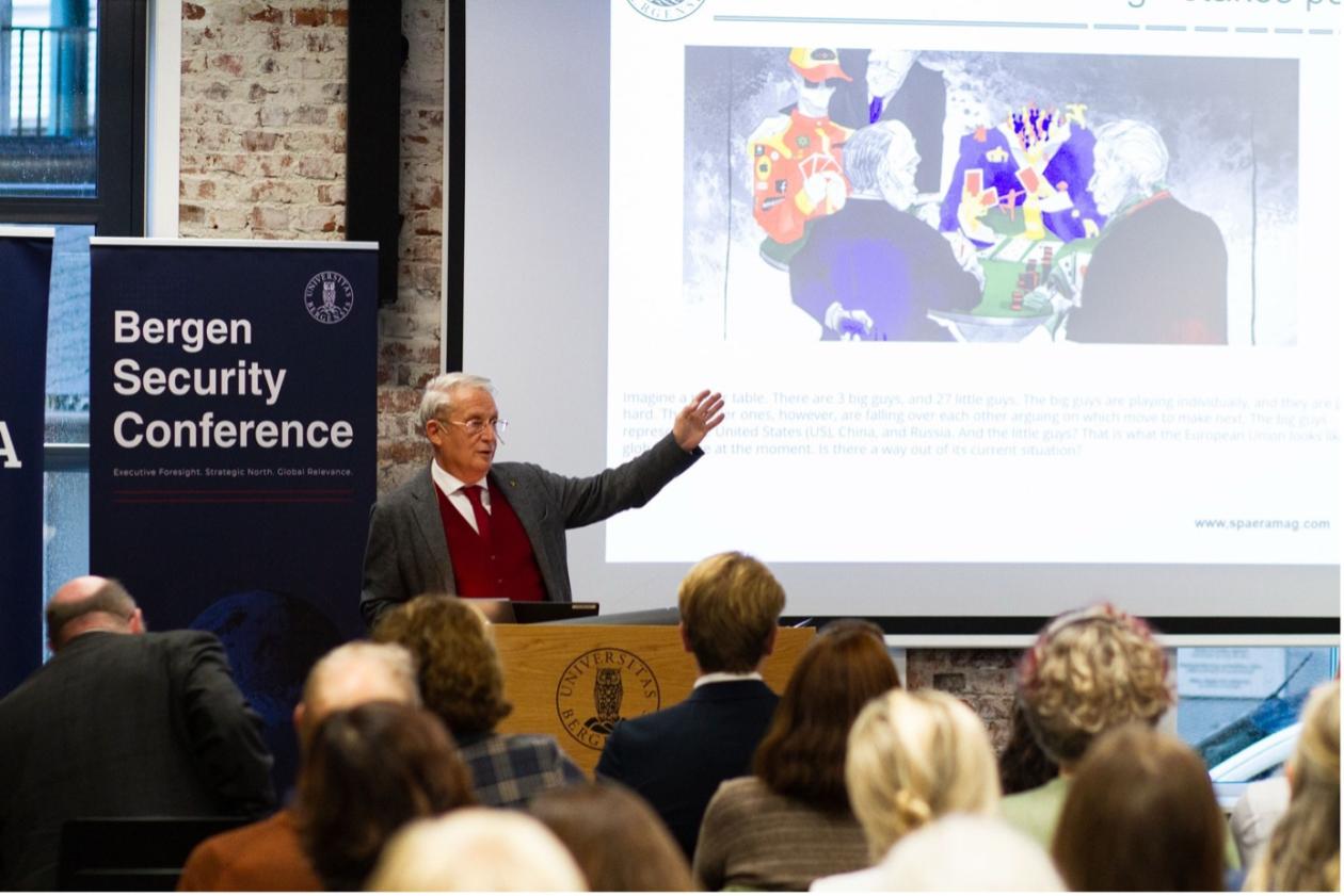 Bilde av generalløytnant van Loon